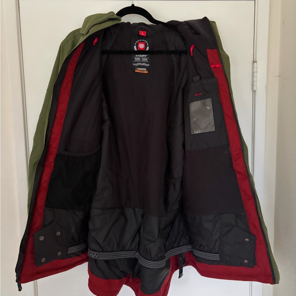 686 Men’s Anthem Insulated Jacket - Picture 5 of 6